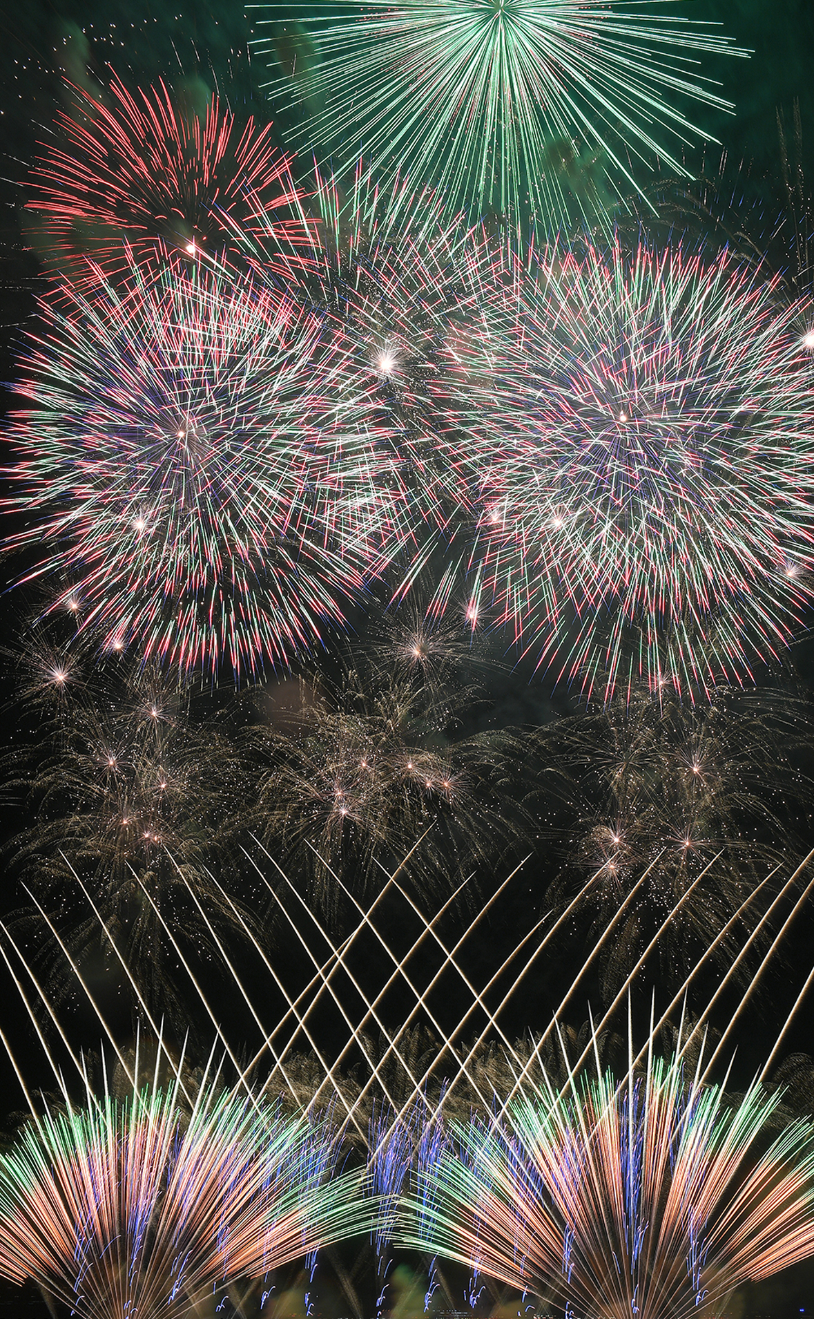 今治市民のまつり「おんまく」 – 10000発の花火と踊り・郷土芸能の2日間